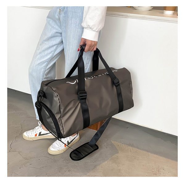 Short-distance hand-held travel bag wet and dry separation large-capacity shoulder bag sports fitness bag trend diagonal big bag - Image 3